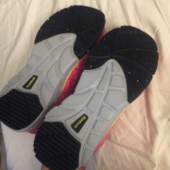 Woman Reebok pink Work sneakers - Picture 3 of 3